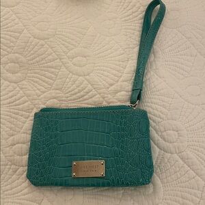 NINE West wristlet teal faux alligator inside zipper compartment
